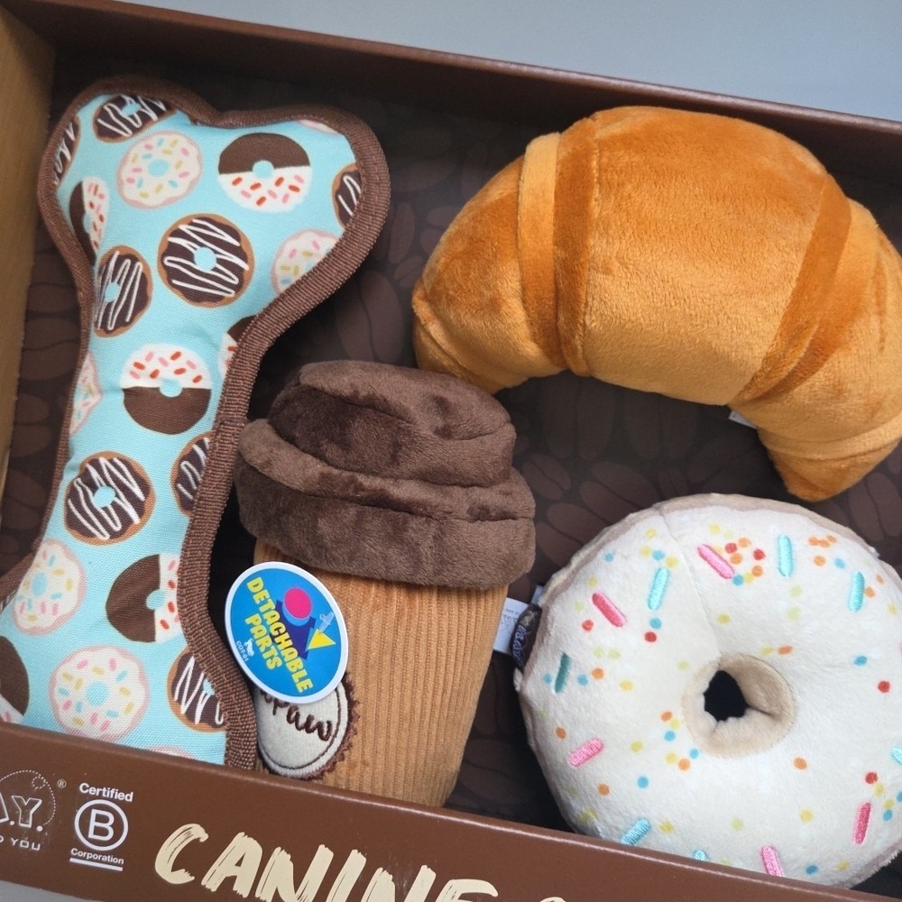 P.L.A.Y Pet Plush Toys, Canine Café, 4 pc., Bundle - Picture 2 of 4